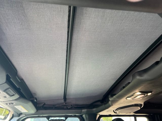 Used 2022 Jeep Gladiator Rubicon w/ Cold Weather Group AWD/4WD image 27