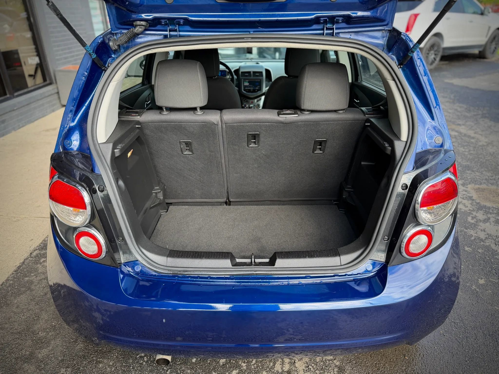 Used 2014 Chevrolet Sonic LT FWD image 15