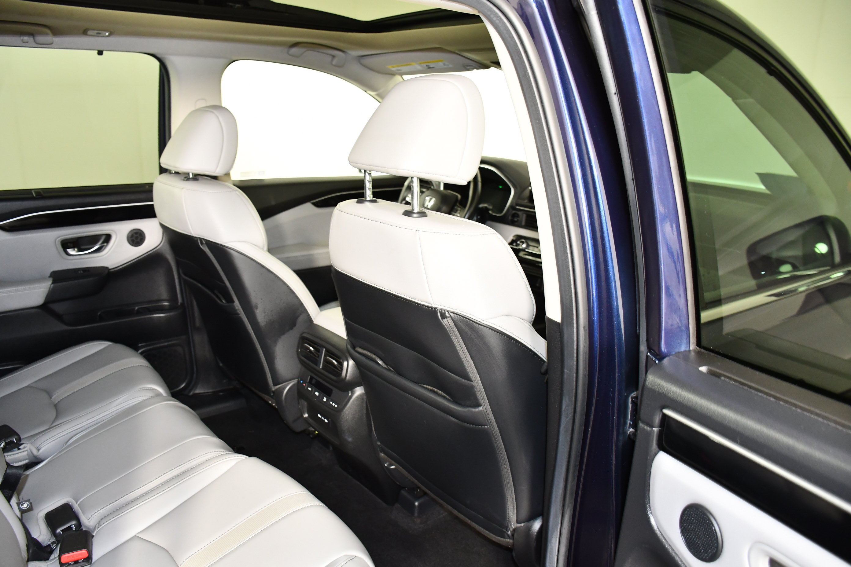 Used 2025 Honda Pilot Touring image 44