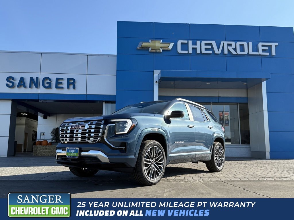New 2026 GMC Terrain Denali w/ LPO, Black Badging Package