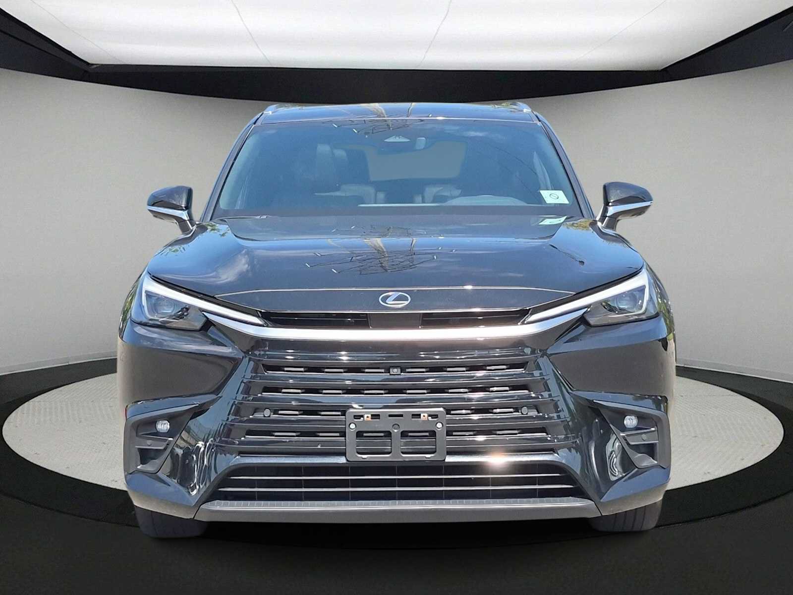 Used 2024 Lexus TX 350 AWD w/ Captains Chair Package image 3