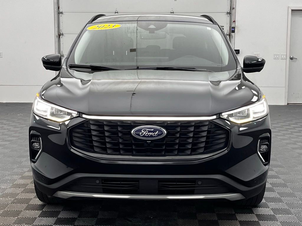 Used 2023 Ford Escape Platinum AWD/4WD image 15