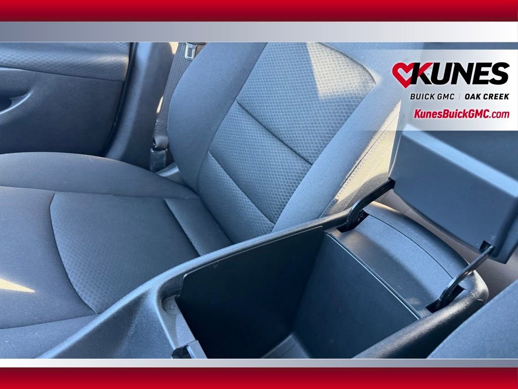 Used 2025 Chevrolet Malibu LT image 21