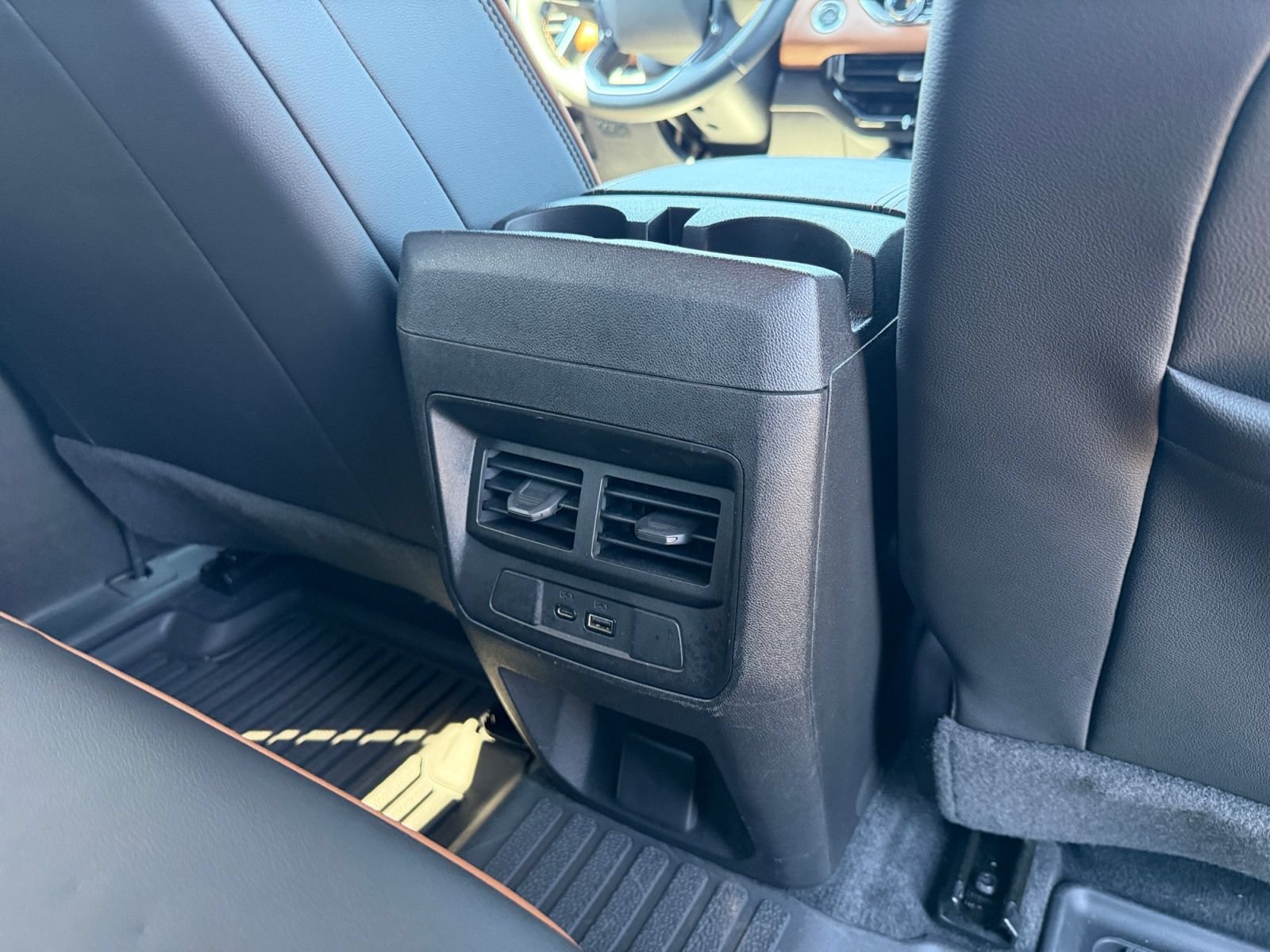 Used 2023 GMC Canyon AT4 w/ Canyon Safety Plus Package AWD/4WD image 18