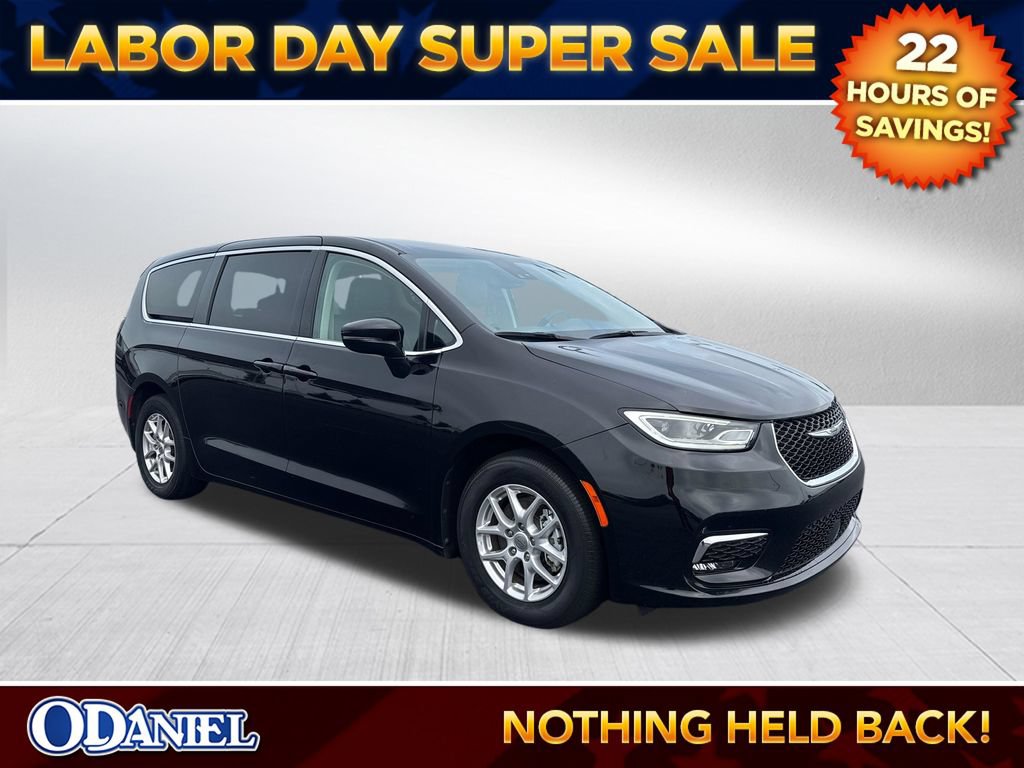 Used 2024 Chrysler Pacifica Touring-L
