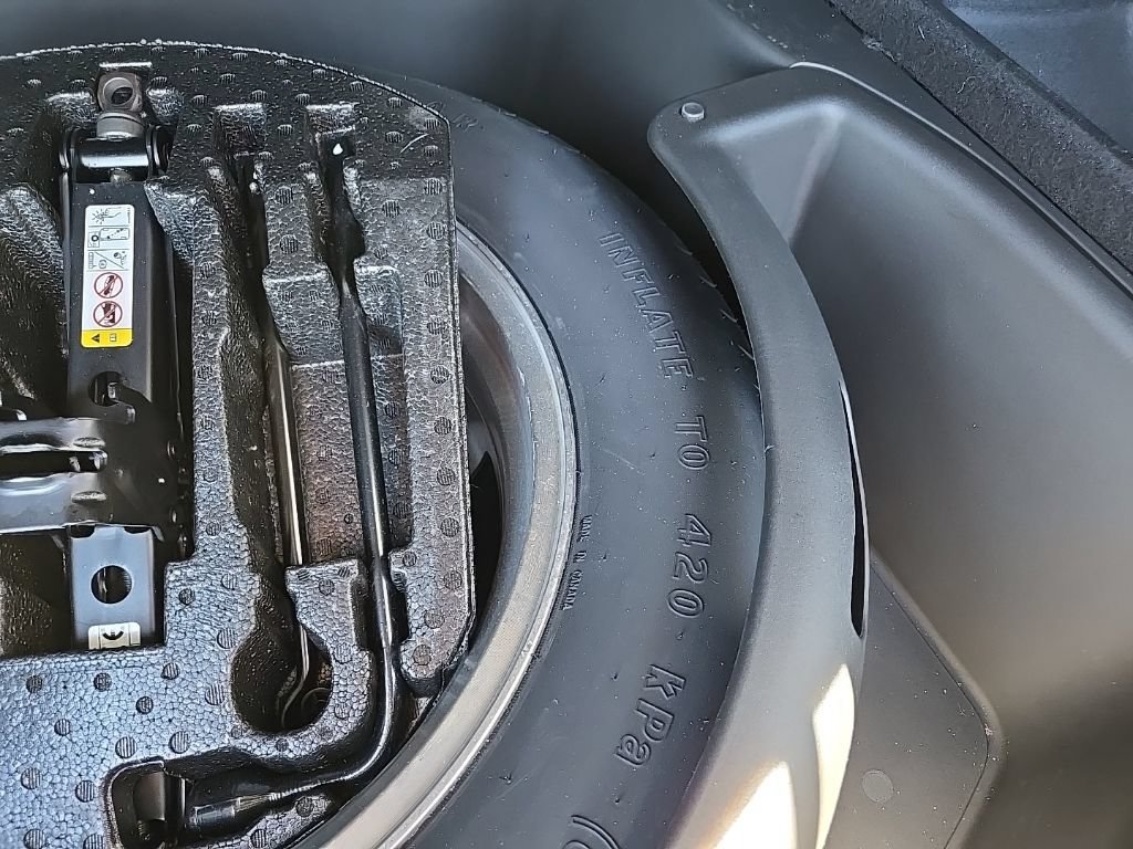 Used 2018 Jeep Grand Cherokee Limited AWD/4WD image 98