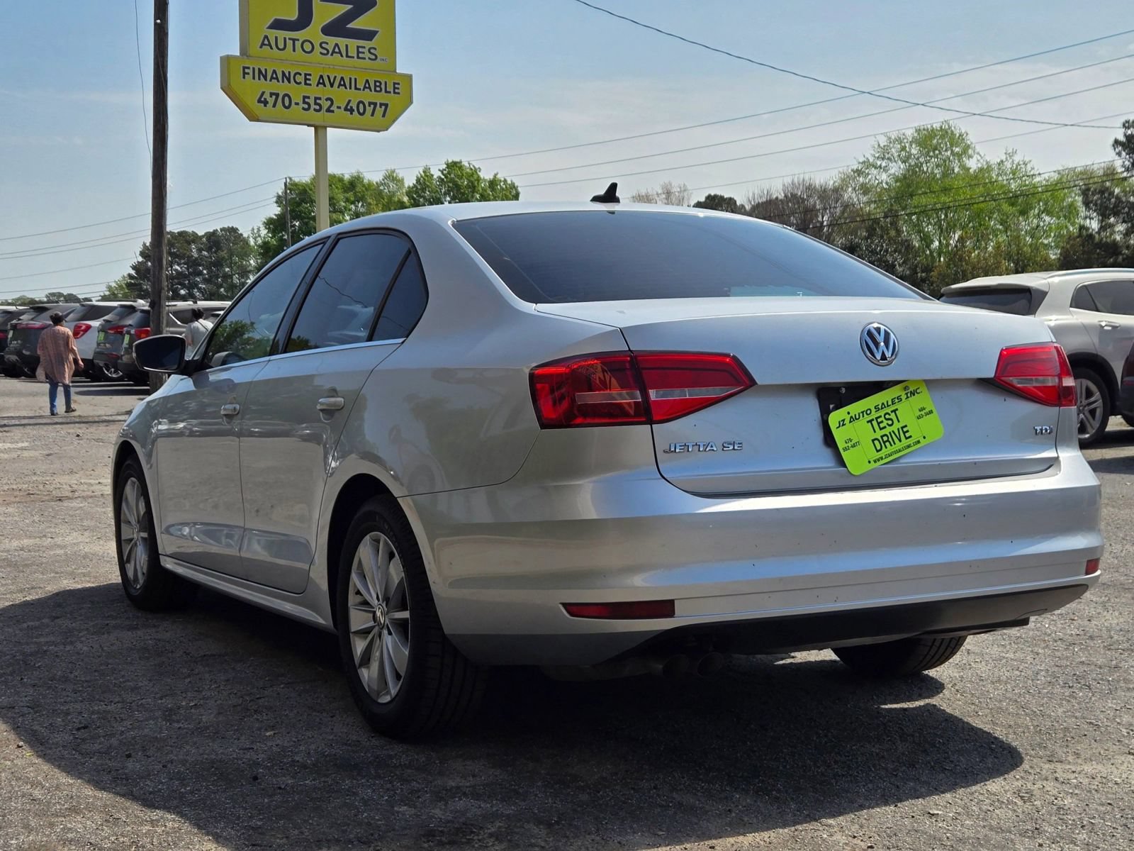 Used 2015 Volkswagen Jetta TDI SE FWD image 4