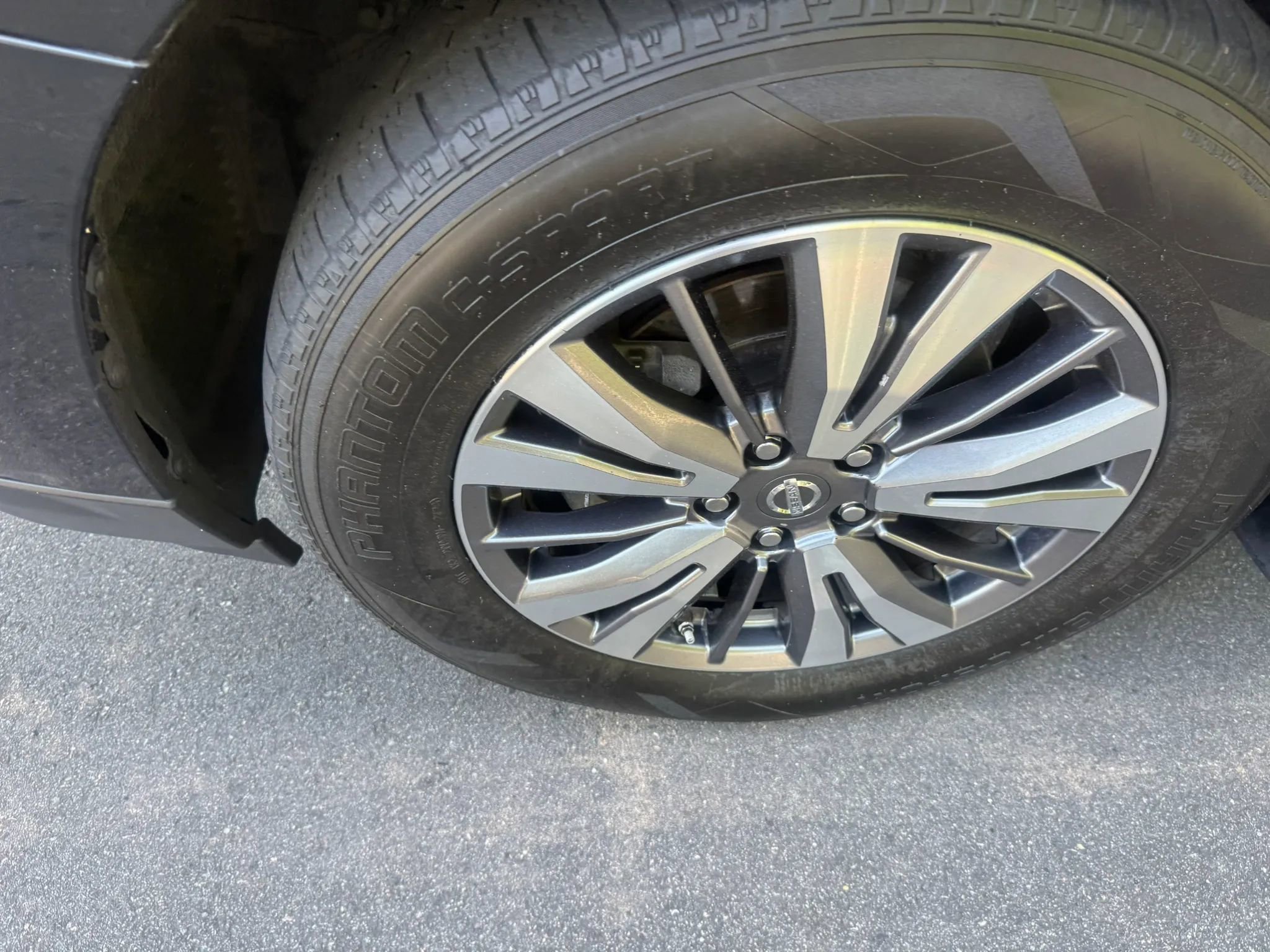 Used 2018 Nissan Pathfinder S FWD image 10