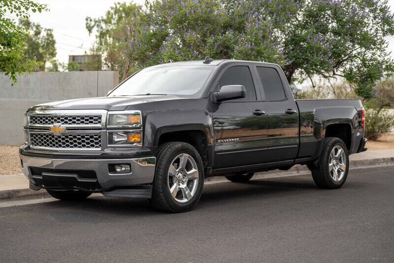 Used 2015 Chevrolet Silverado 1500 LT w/ LT Convenience Package RWD image 1