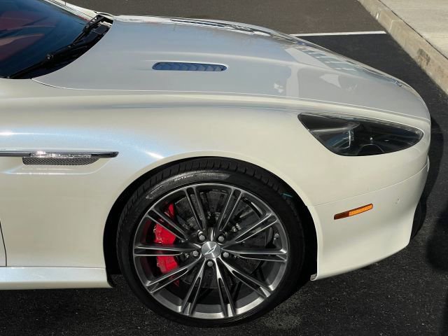 Used 2015 Aston Martin DB9 Coupe image 23