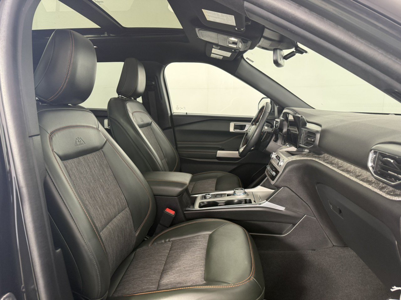 Used 2023 Ford Explorer Timberline w/ Timberline Technology Package AWD/4WD image 10