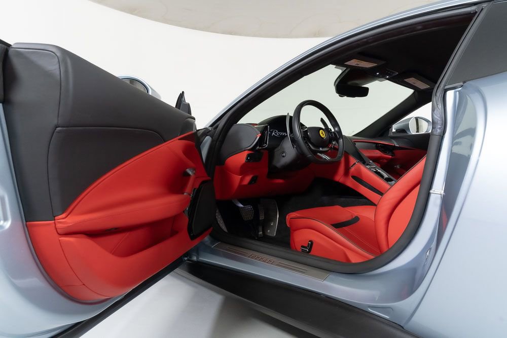 Used 2021 Ferrari Roma Base RWD image 20