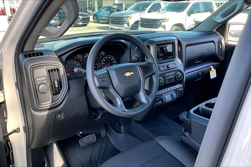 New 2026 Chevrolet Silverado 1500 Custom image 6