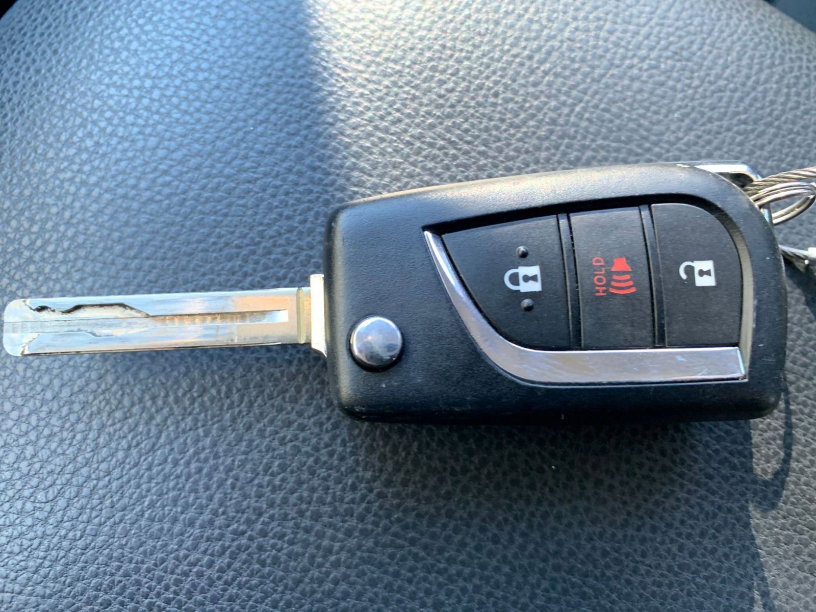 Used 2025 Toyota RAV4 LE image 22