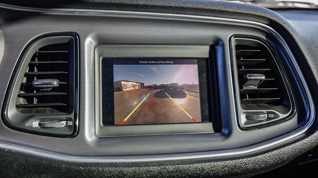 Used 2018 Dodge Challenger SXT image 24