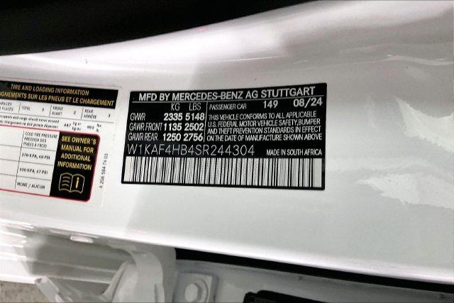 Used 2025 Mercedes-Benz C 300 4MATIC Sedan image 36