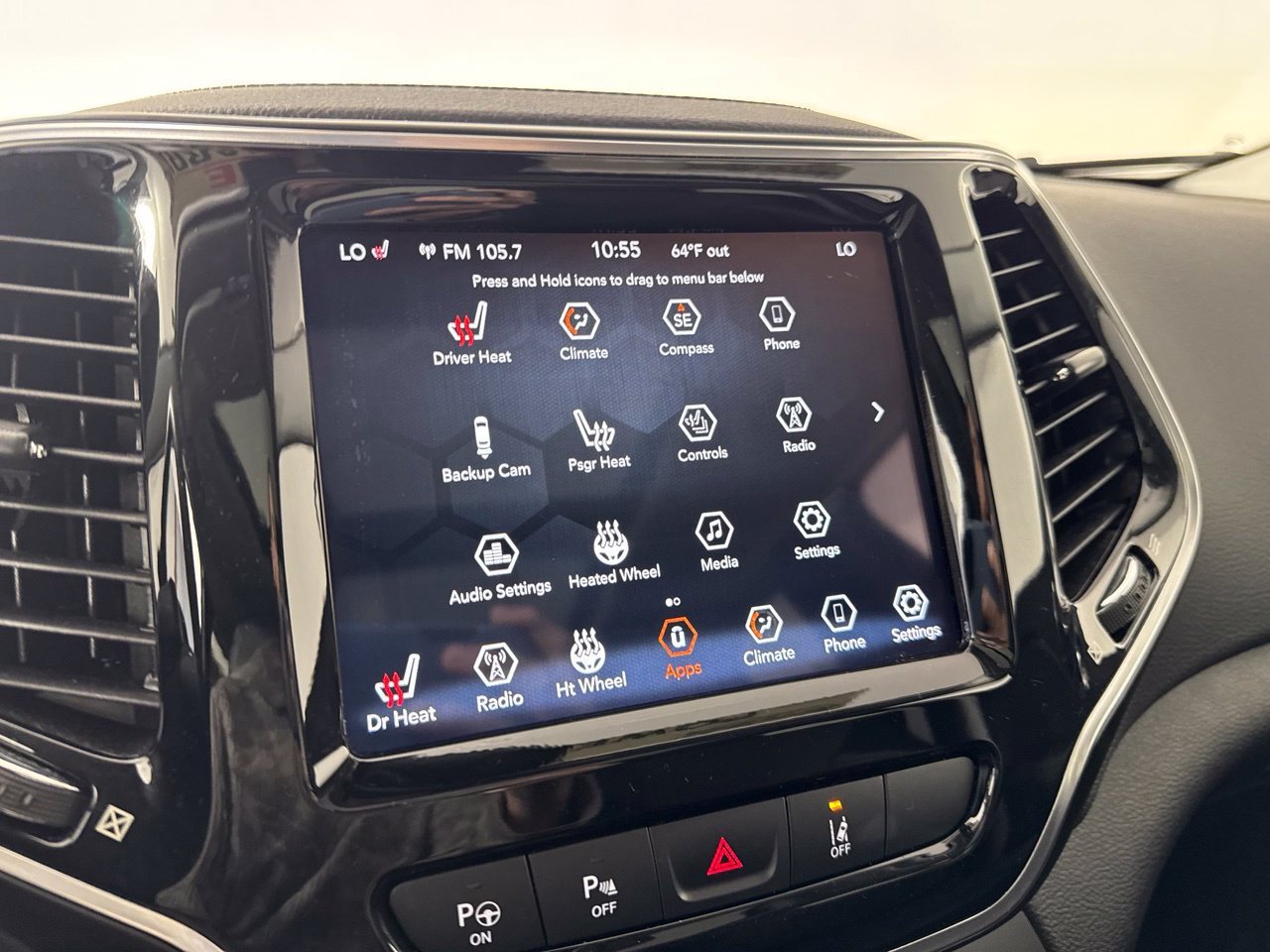 Used 2022 Jeep Cherokee Limited w/ Mopar Interior Package AWD/4WD image 19