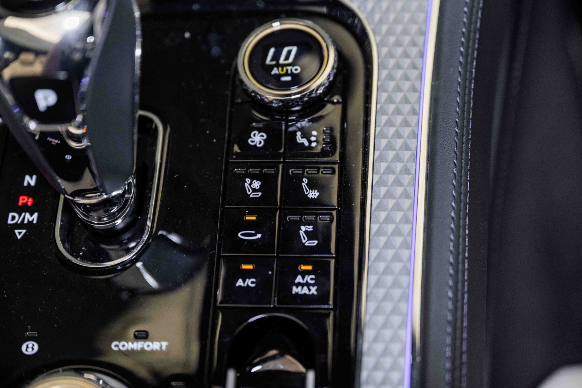 Used 2024 Bentley Continental GT Mulliner image 39