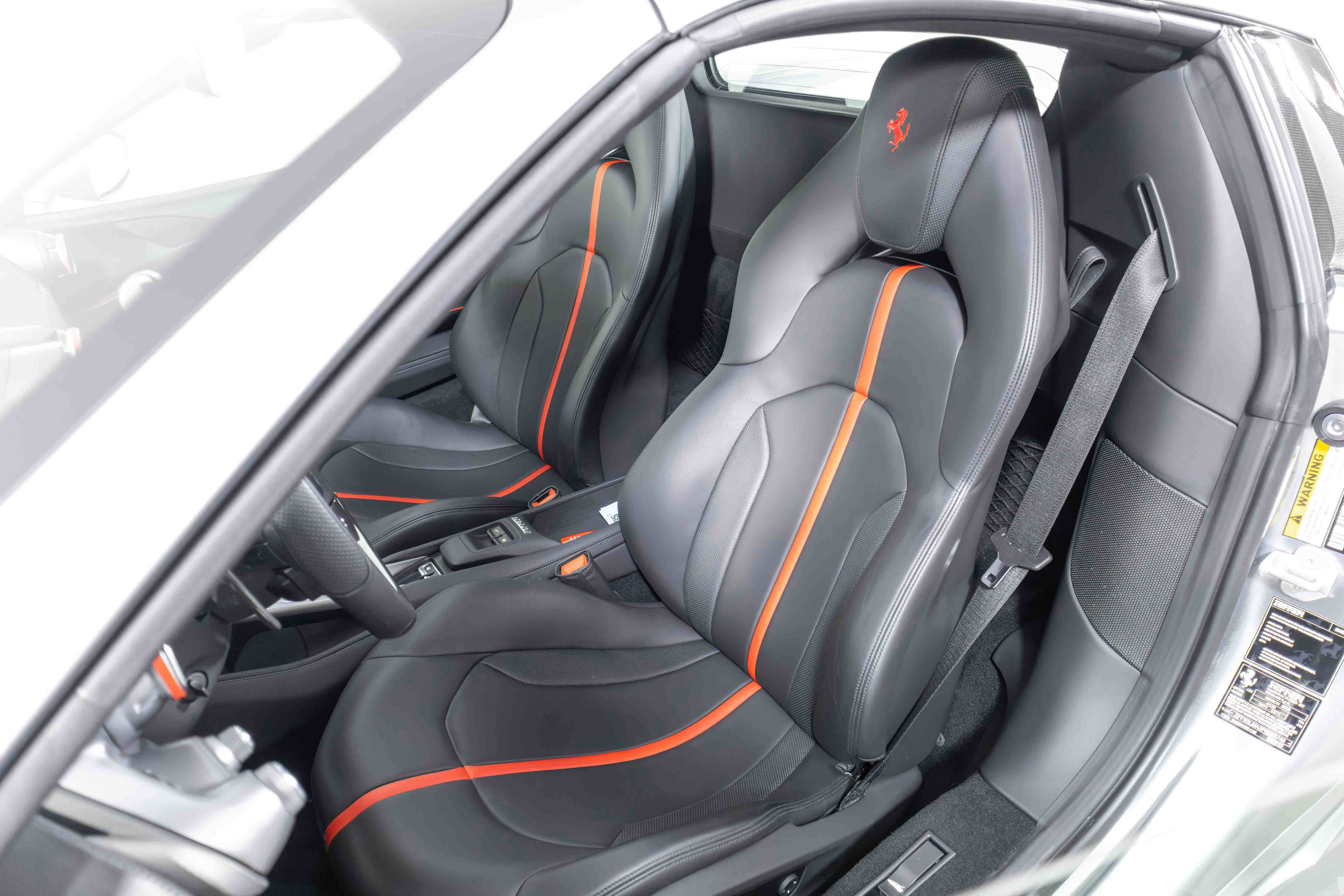 Used 2023 Ferrari F8 Tributo image 40