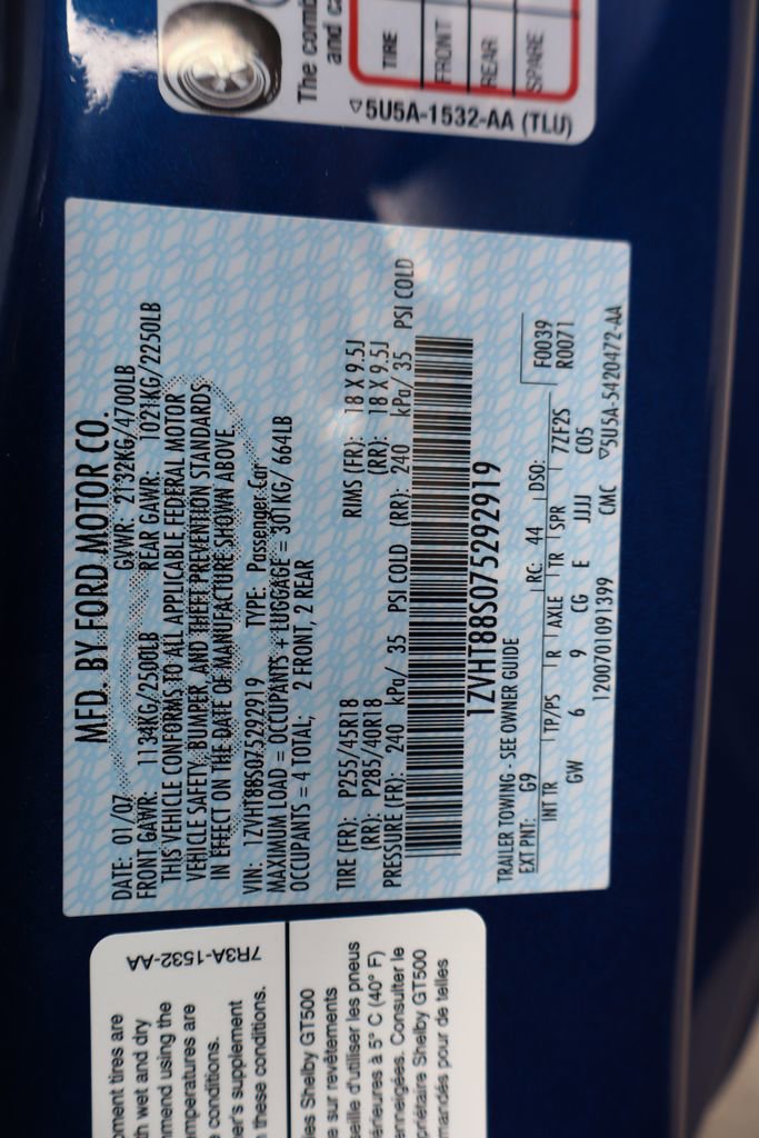 Used 2007 Ford Mustang Shelby GT500 RWD image 32