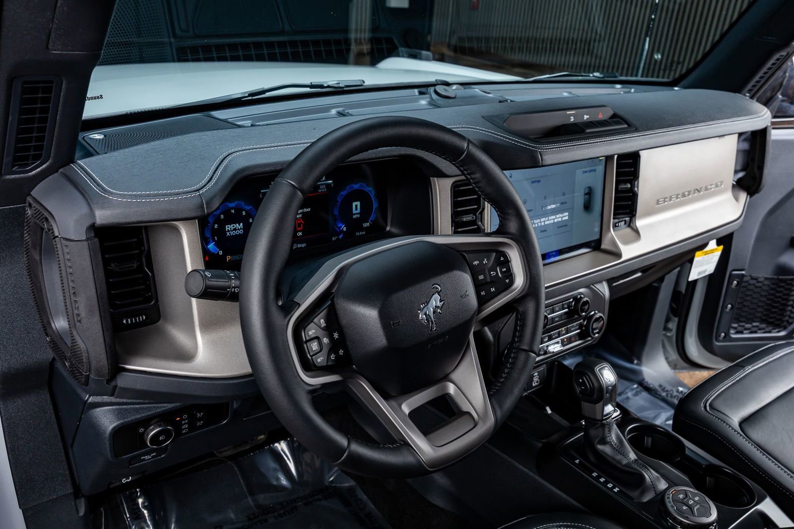 Used 2026 Ford Bronco Outer Banks image 16