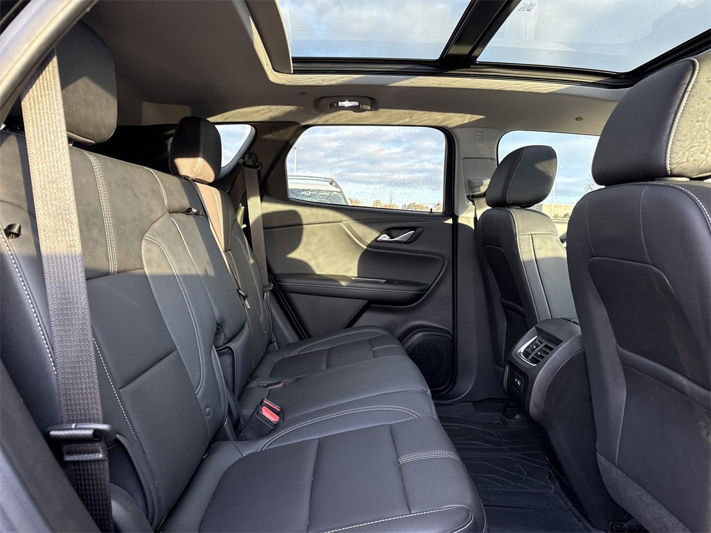Used 2024 Chevrolet Blazer LT image 14