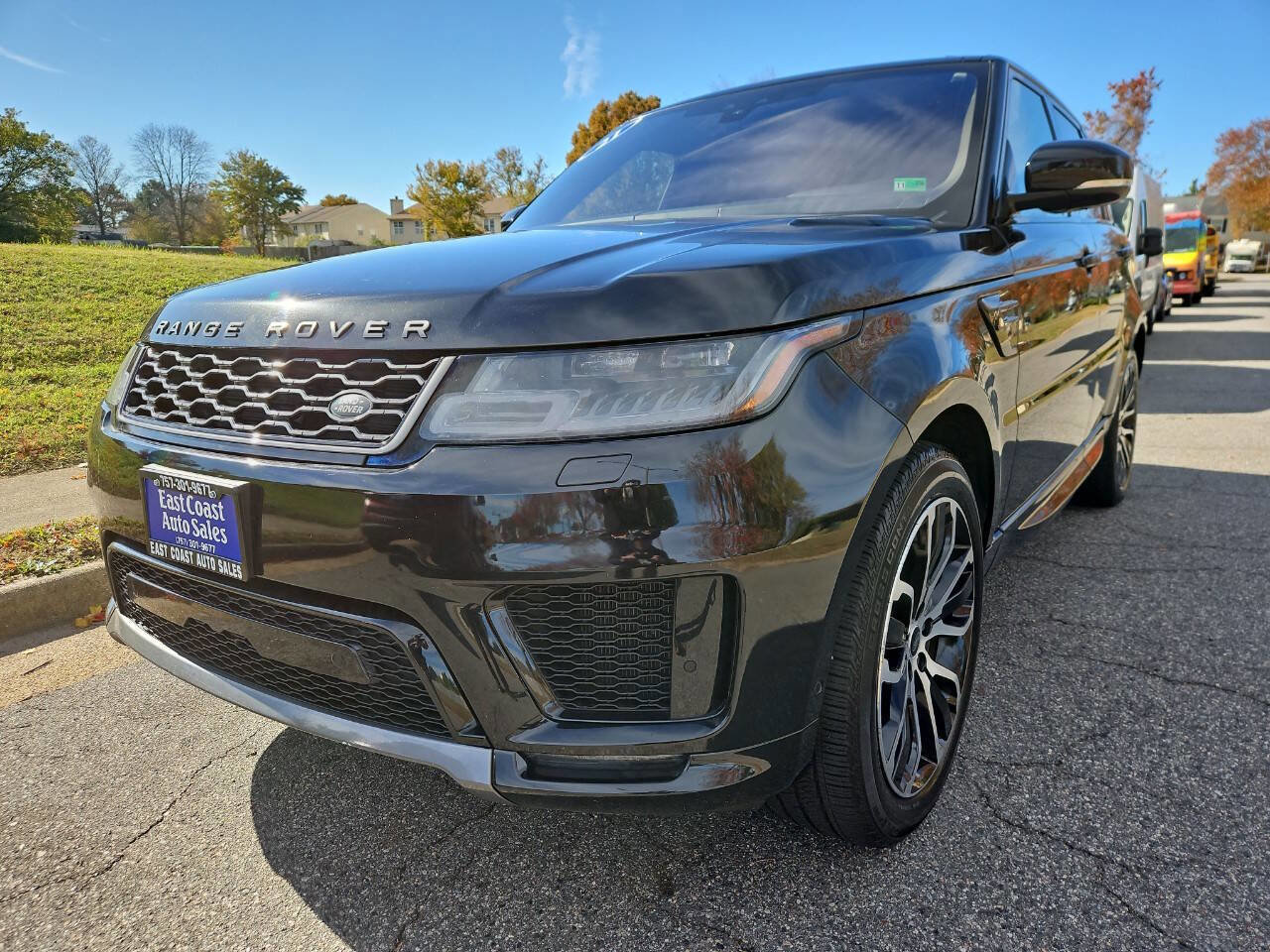 Used 2021 Land Rover Range Rover Sport HSE Silver Edition AWD/4WD image 3