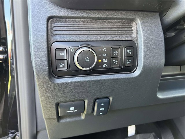 New 2026 Ford F250 Lariat w/ Chrome Package image 10