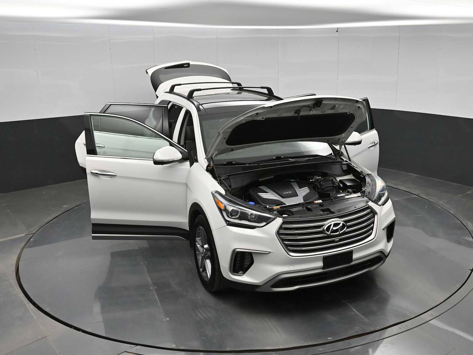 Used 2017 Hyundai Santa Fe Limited AWD/4WD image 39