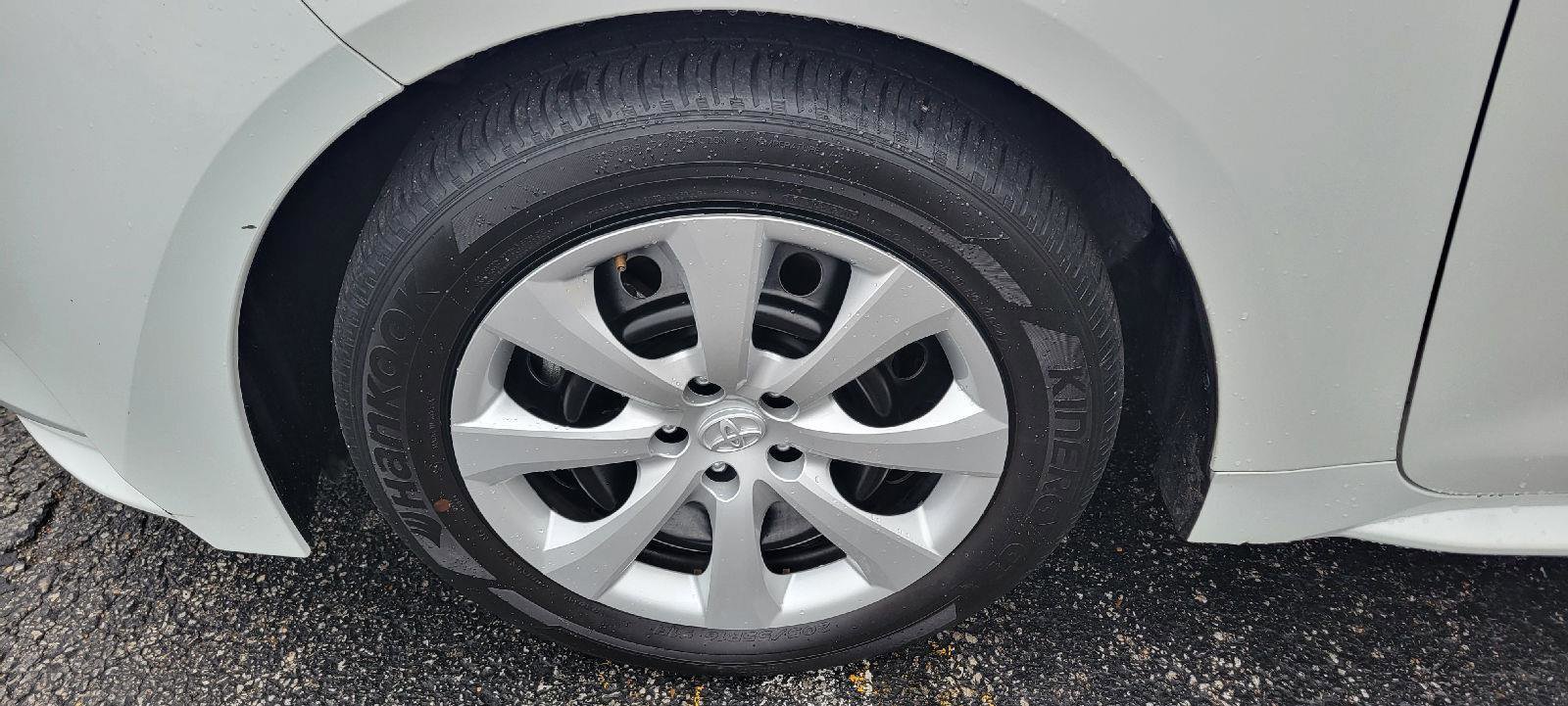 Used 2024 Toyota Corolla LE image 12