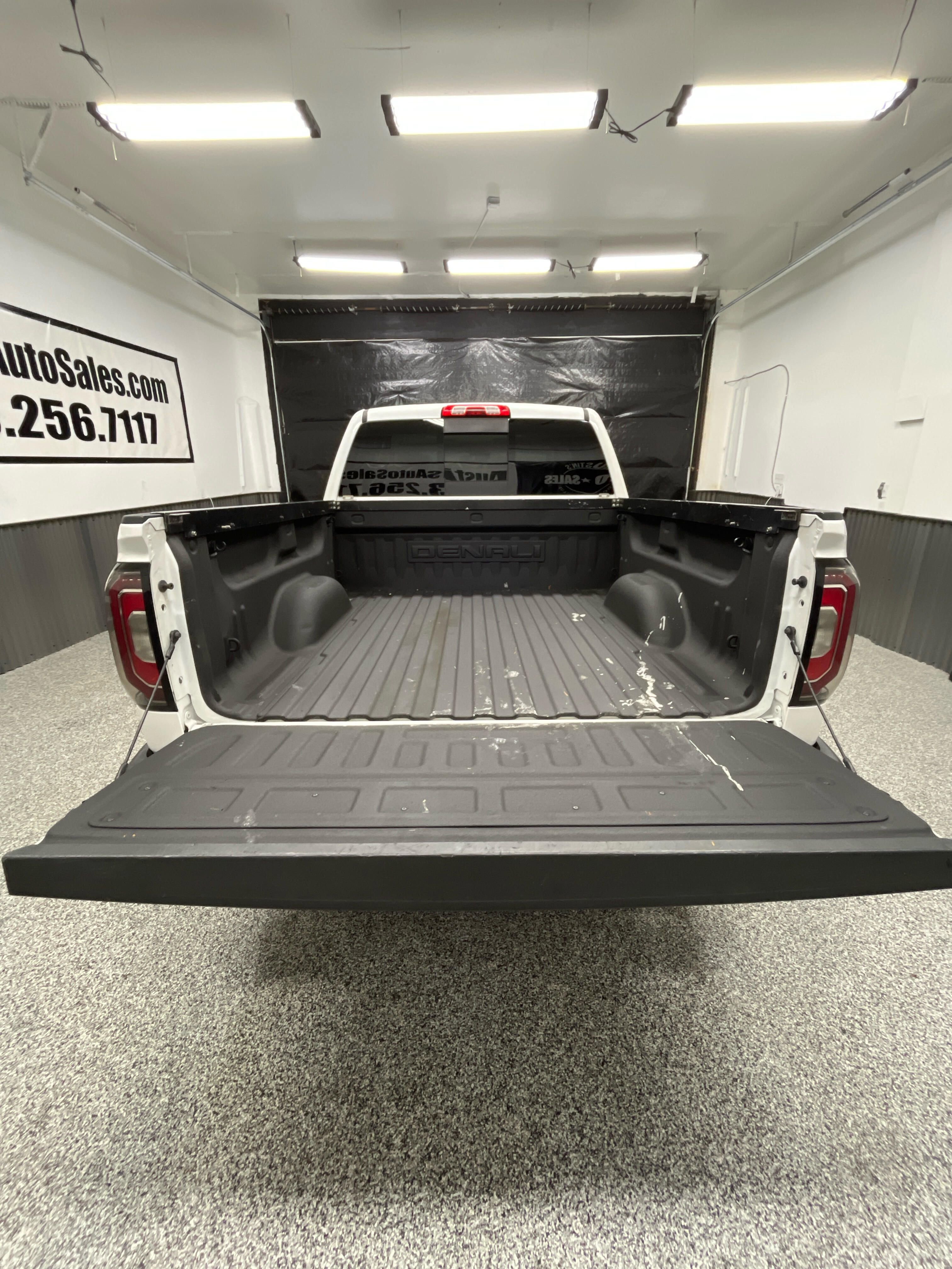 Used 2017 GMC Sierra 1500 Denali AWD/4WD image 27