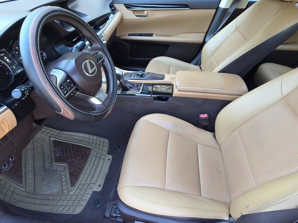 Used 2017 Lexus ES 350 FWD image 6