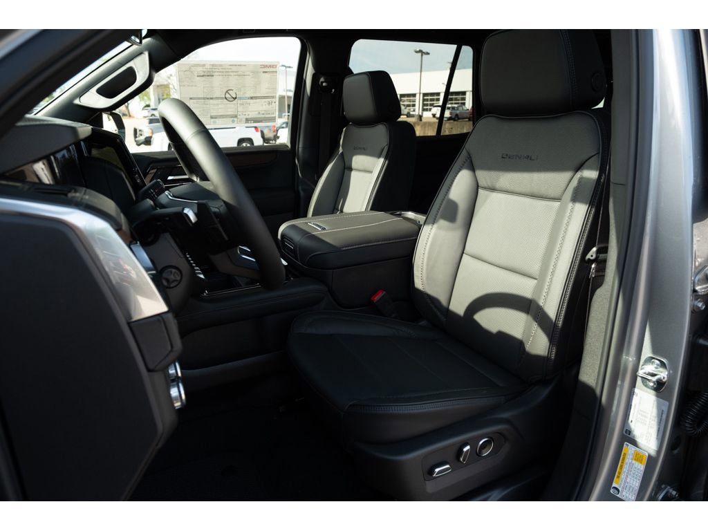 New 2026 GMC Yukon Denali AWD/4WD image 12