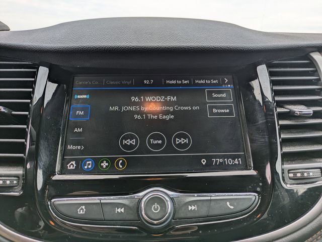 Used 2019 Chevrolet Trax LT w/ LT Convenience Package AWD/4WD image 13