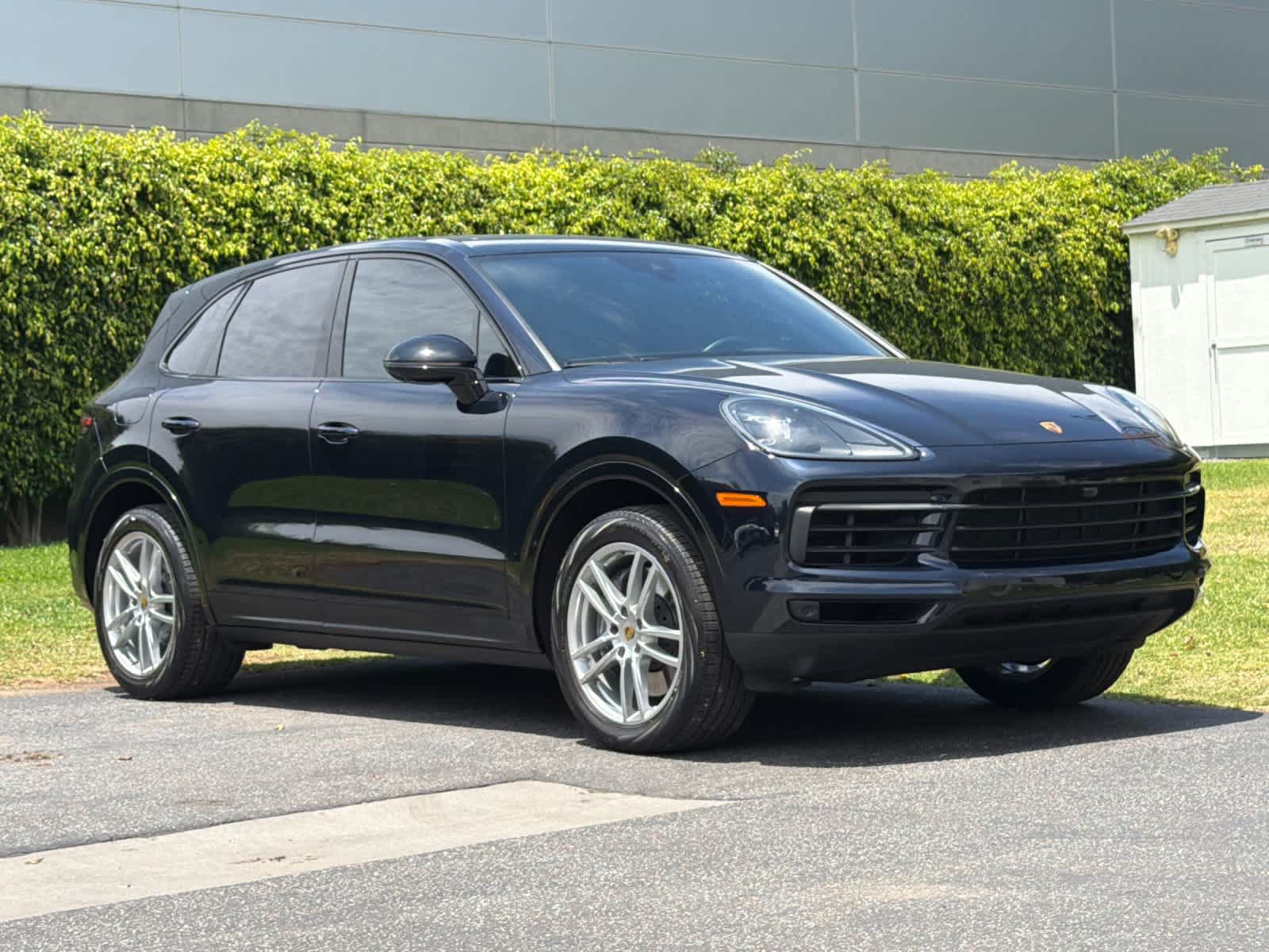 Certified 2023 Porsche Cayenne AWD/4WD image 10