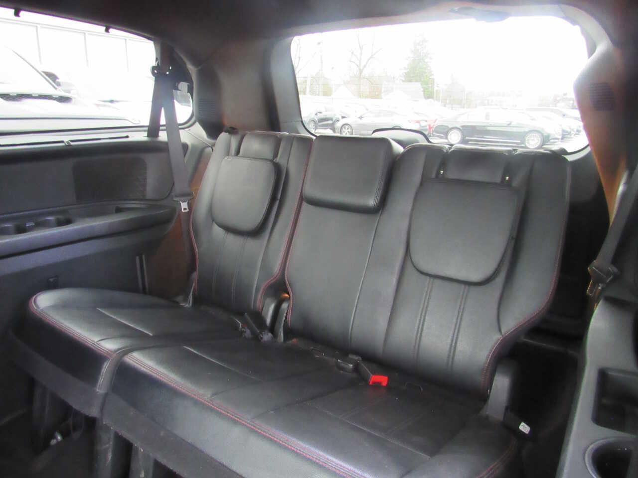 Used 2017 Dodge Grand Caravan GT FWD image 23