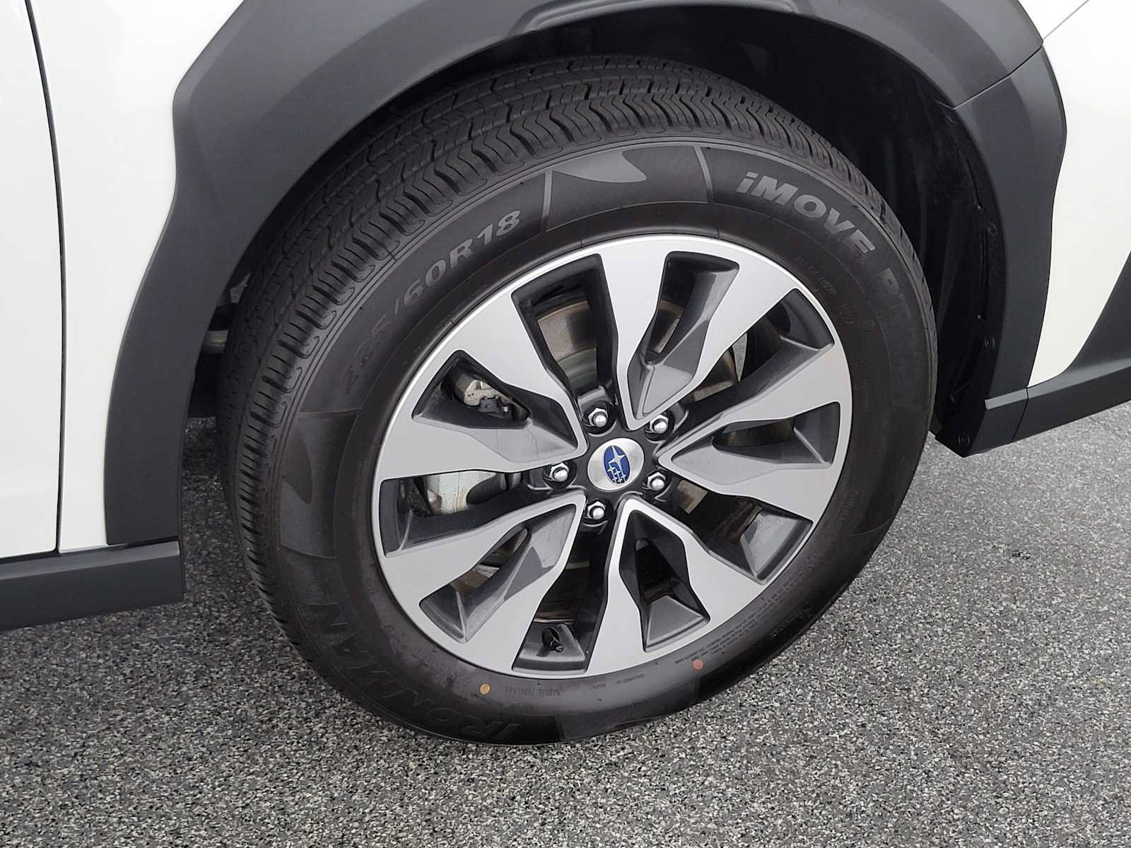 Used 2023 Subaru Outback Limited AWD/4WD image 9