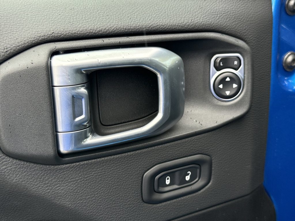 New 2026 Jeep Gladiator Sport AWD/4WD image 20