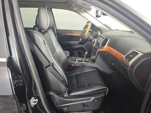 Used 2013 Jeep Grand Cherokee Overland w/ Advance Technology Group RWD image 12