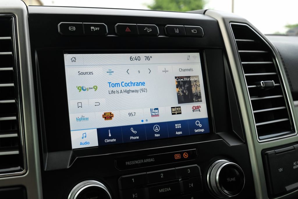 Used 2021 Ford F250 Platinum w/ FX4 Off-Road Package image 33