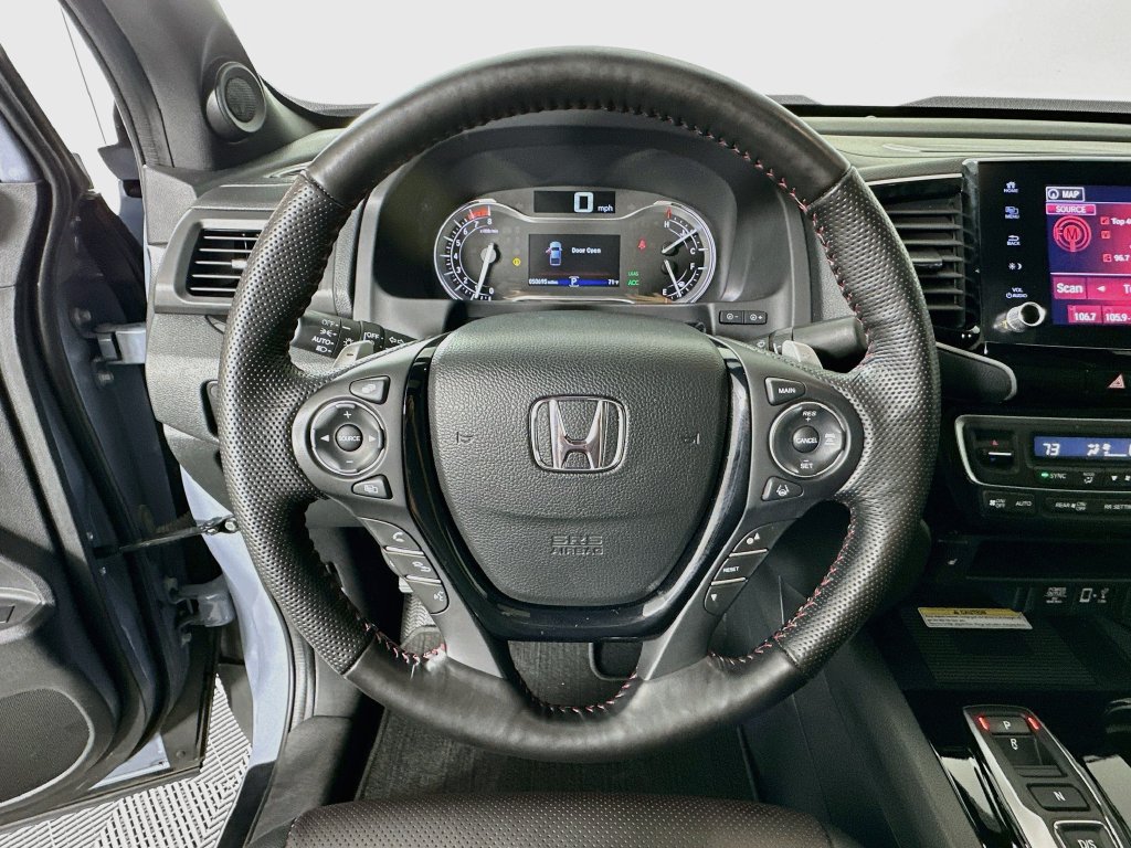 Used 2023 Honda Ridgeline Black Edition image 11