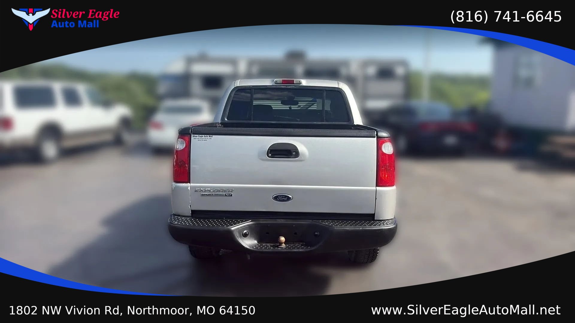 Used 2003 Ford Explorer Sport Trac XLT AWD/4WD image 4