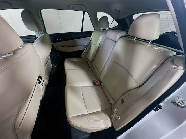Used 2017 Subaru Outback 3.6R Limited image 27