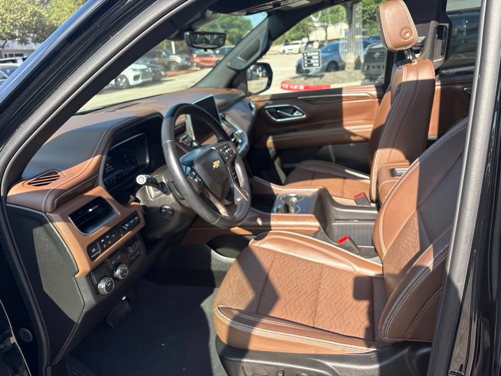 Used 2024 Chevrolet Tahoe High Country w/ Max Trailering Package RWD image 17