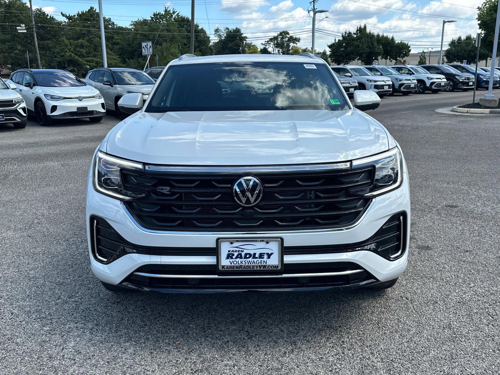 New 2026 Volkswagen Atlas Cross Sport SEL Premium R-Line image 18