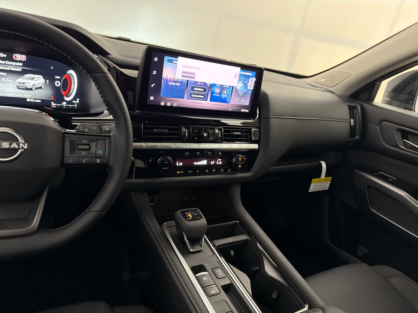 New 2026 Nissan Pathfinder SL w/ SL Premium Package FWD image 19