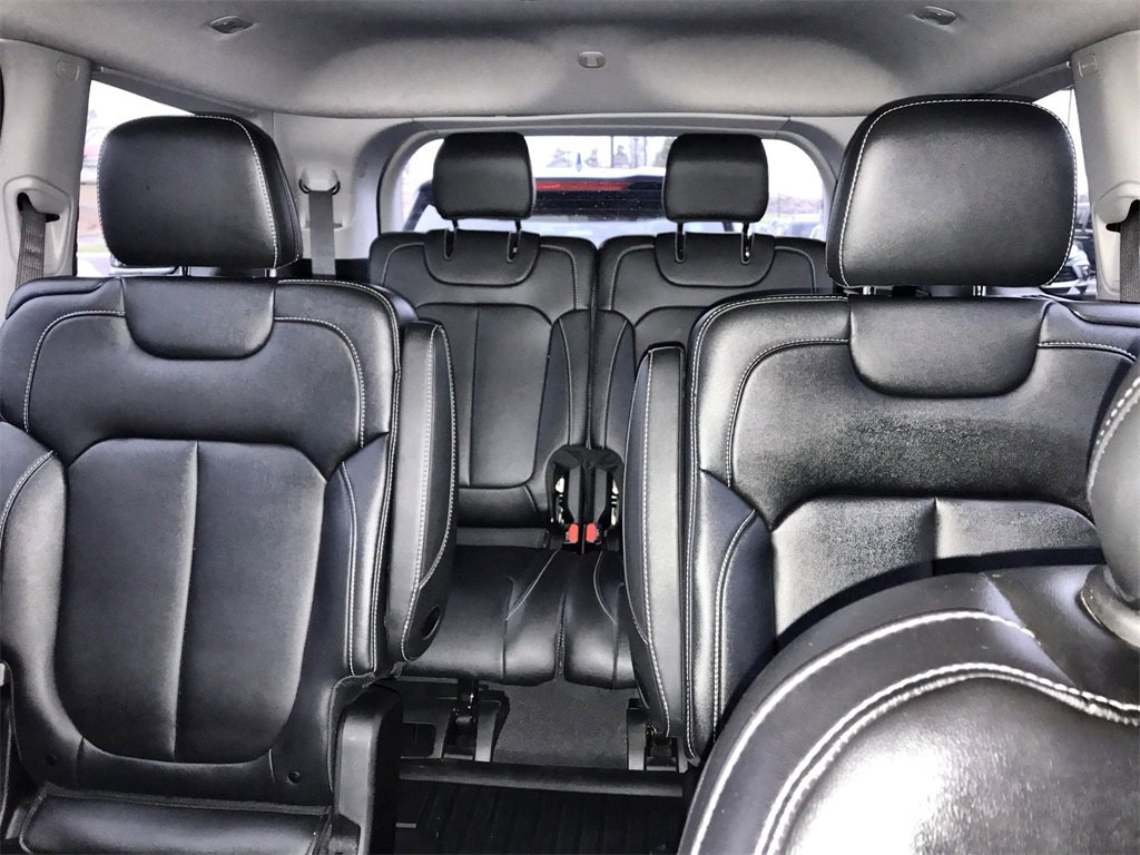 Used 2023 Jeep Grand Cherokee L Limited image 23