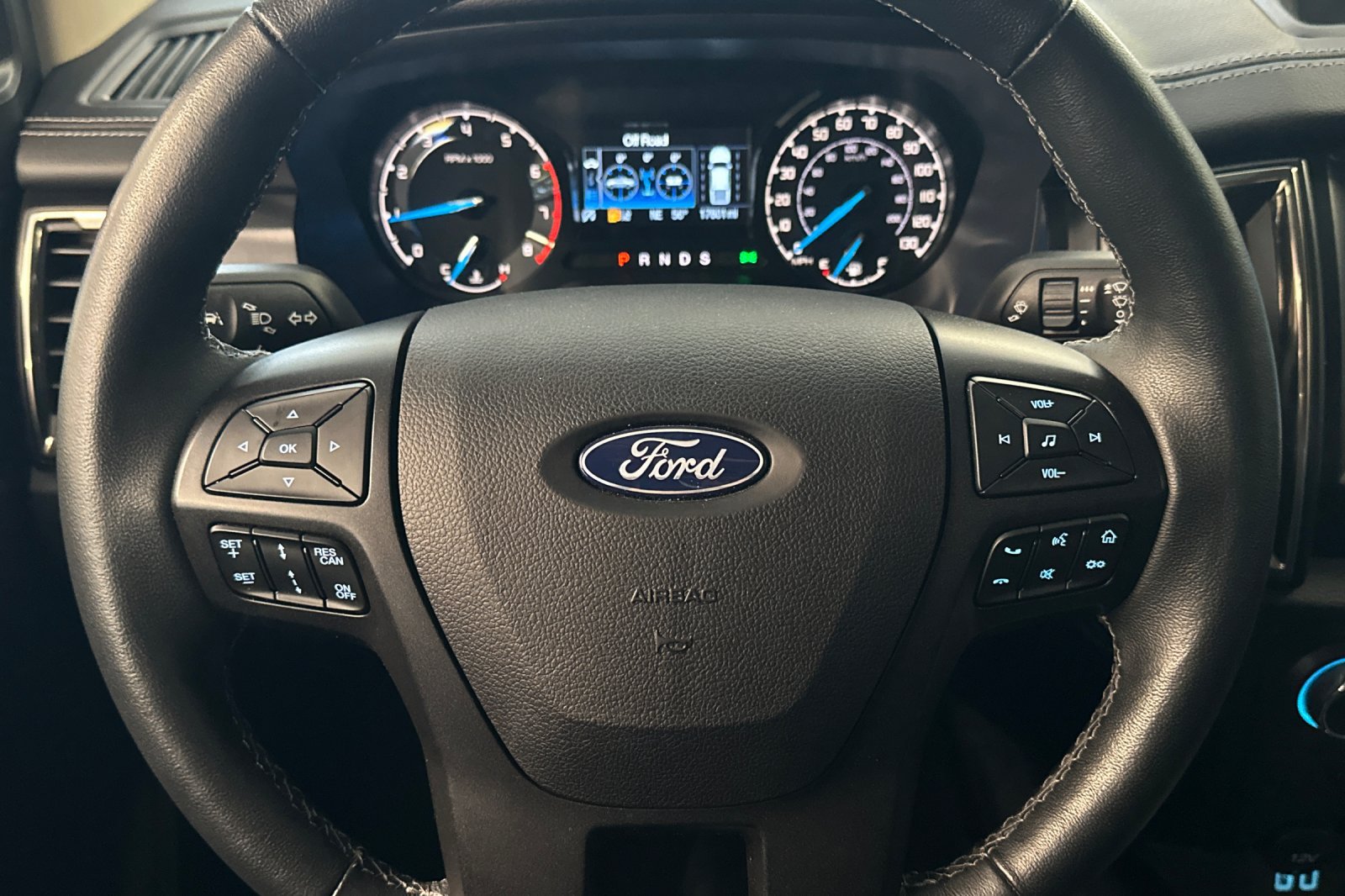 Used 2023 Ford Ranger Lariat w/ Tremor Off-Road Package AWD/4WD image 22