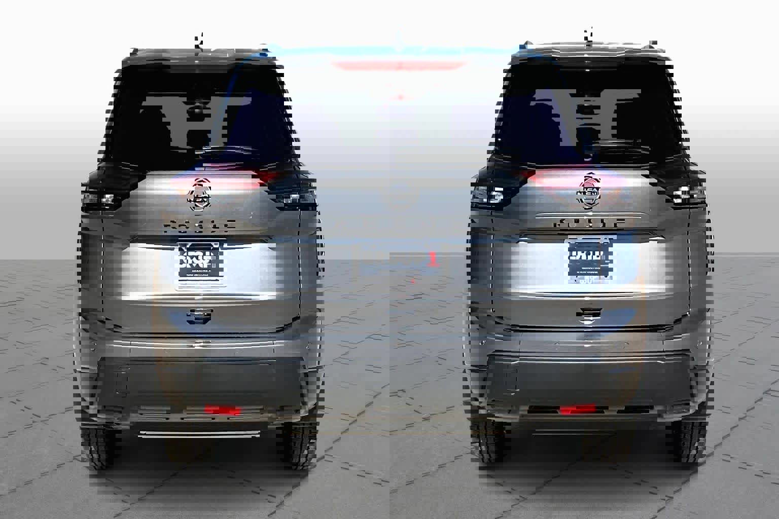 New 2026 Nissan Rogue Dark Armor image 4