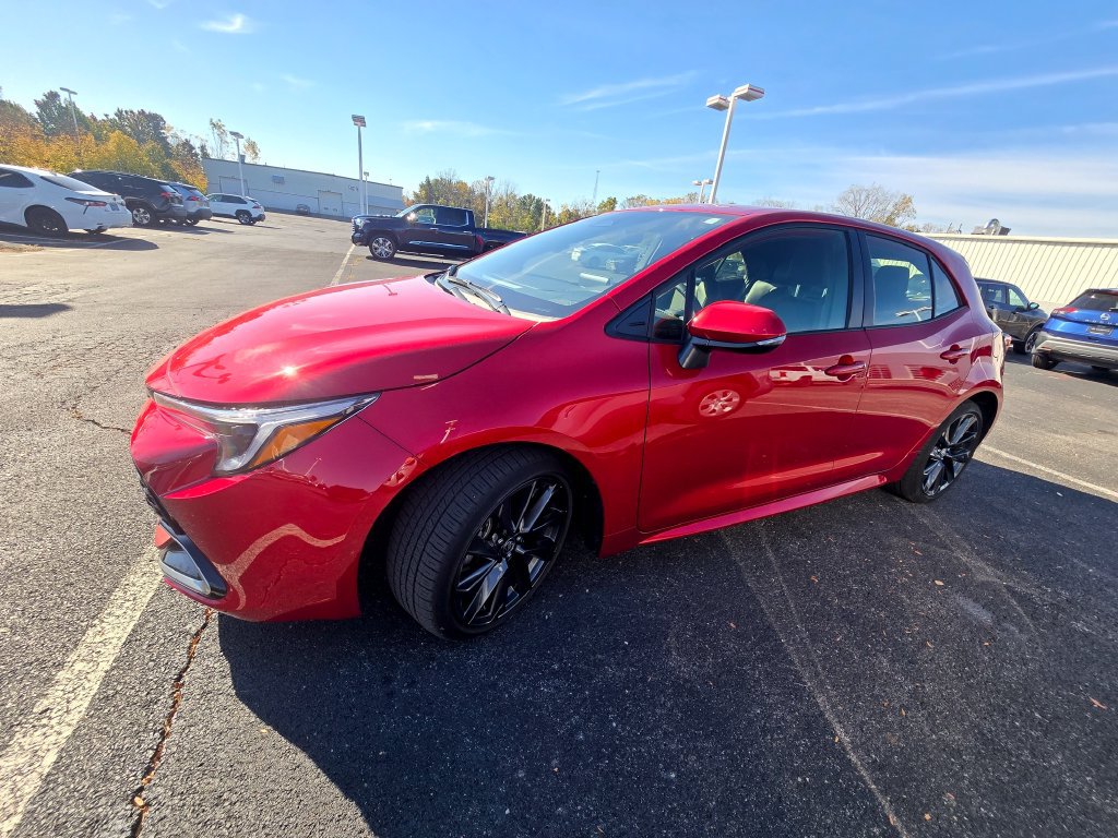 Used 2024 Toyota Corolla XSE FWD image 4